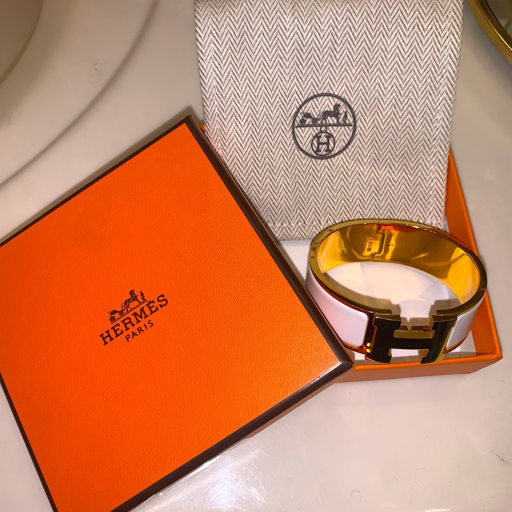 💯AUTHENTIC Hermes clic clac bracelet. Size PM. EXCELLENT CONDITION!!